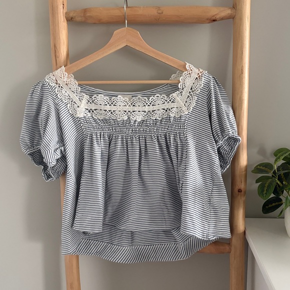 New Anthropologie Maeve Puff Sleeve Stripe Top Sz Medium - Picture 3 of 8